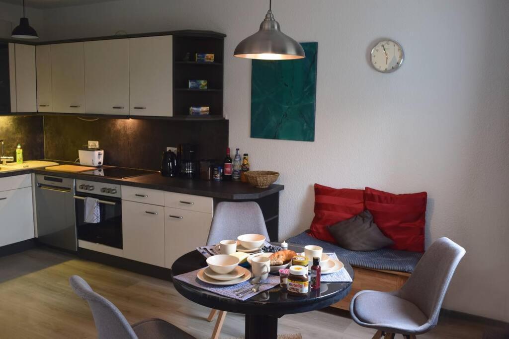 Md-5 Stadtfeld Beimsstrasse 81 - Appartement Domblick - Parkplatz - Balkon - 2Einzelbetten - Schlafsofa Magdeburg Eksteriør bilde